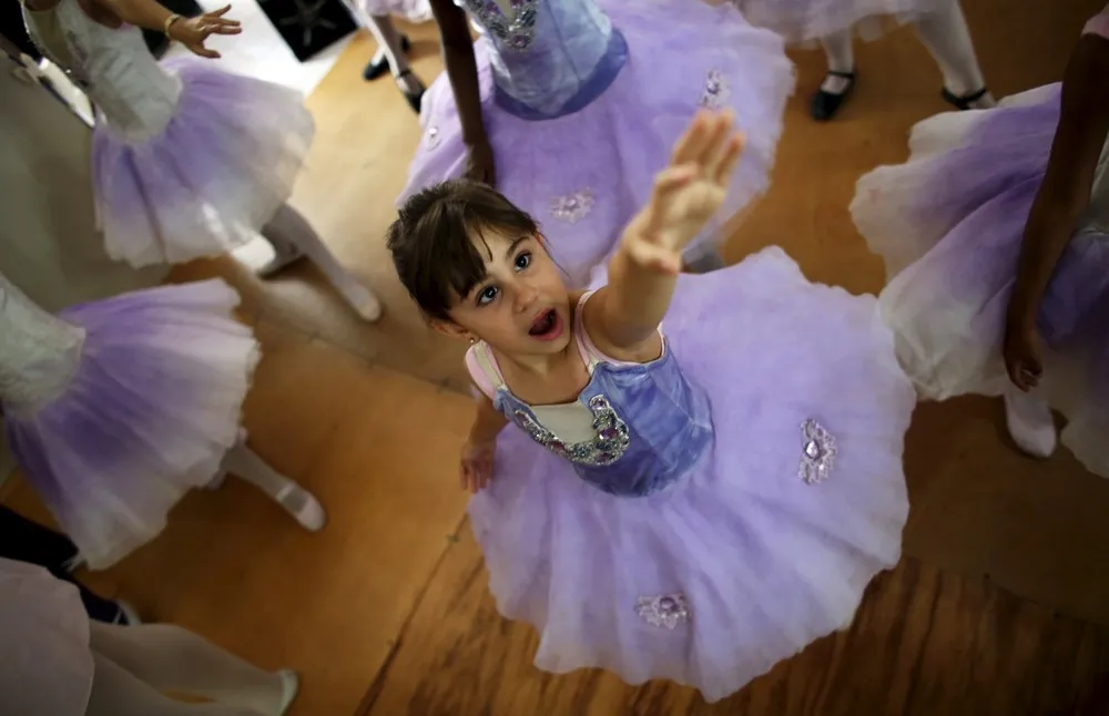 Ballerinas of Crackland