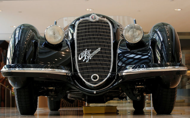A 1939 Alfa Romeo 8C 2900B Lungo Touring Spider is displayed at Sotheby's in New York City, New York, U.S. July 21, 2016. (Photo by Brendan McDermid/Reuters)