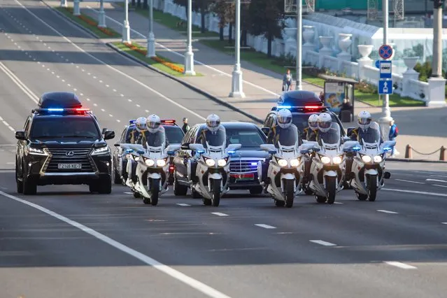 Belarussian President Alexander Lukashenko's motorcade moves along the empty Independence Avenue to arrives for the inauguration ceremony at the Palace of Independence in Minsk, Belarus on September 23, 2020. (Photo by Radio Free Europe/Radio Liberty)