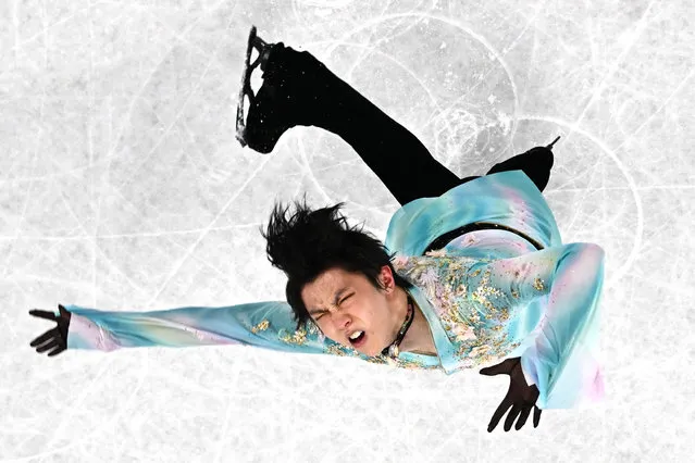 Japan's Yuzuru Hanyu competes in the men's single skating free skating of the figure skating event during the Beijing 2022 Winter Olympic Games at the Capital Indoor Stadium in Beijing on February 10, 2022. (Photo by Antonin Thuillier/AFP Photo)