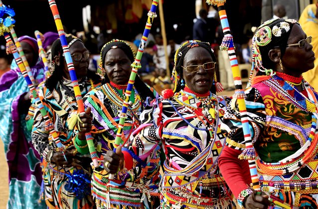 Traditional dancers from the Nuba Mountains tribe perform during a celebration of their cultural heritage, as part of ongoing events to commemorate the International Day of the World's Indigenous Peoples, in Omdurman August 15, 2015. (Photo by Mohamed Nureldin Abdallah/Reuters)