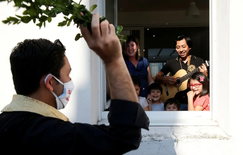 The Day in Photos – April 14, 2020