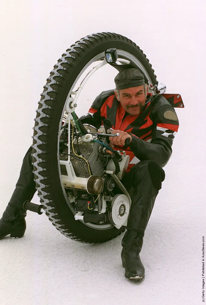 Kerry McLean And His Monocycle