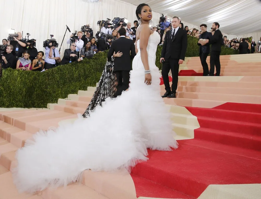 Highlights from the 2016 Metropolitan Museum of Art Costume Institute Gala, Part 1/2