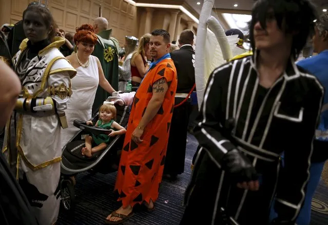Contestants wait in the hallway for their chance to compete in the costume contest at Wizard World Comic Con in Chicago, Illinois, United States, August 22, 2015. (Photo by Jim Young/Reuters)