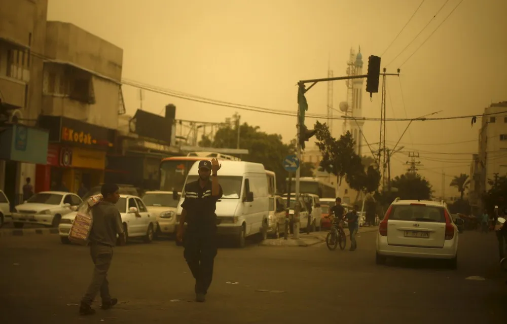 Heavy Sandstorm Swept across Middle East