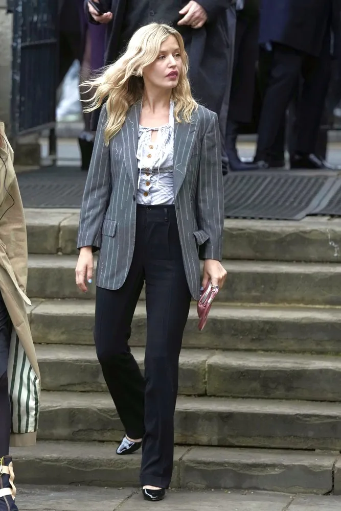 Dresses last Weeks, Part 1/6