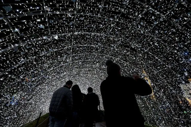 A picture shows Christmas lights during the “Luci d'Artista” (Artist's Lights of Salerno) event on December 17, 2014 in Salerno, southern Italy. (Photo by Mario Laporta/AFP Photo)