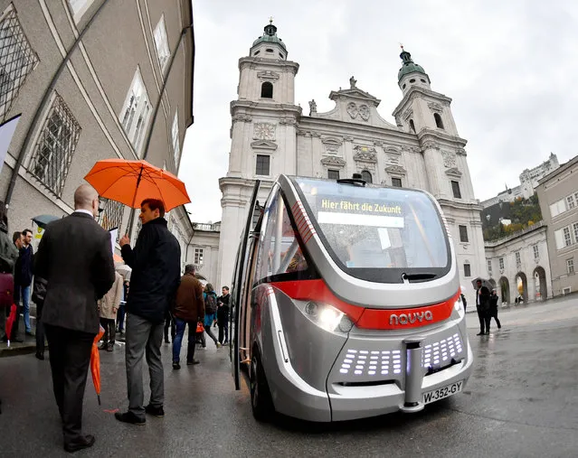 Presentation of the first self-service bus in Austria on Wednesday, October 19, 2016, in Salzburg. (Photo by Barbara Gindl/APA)