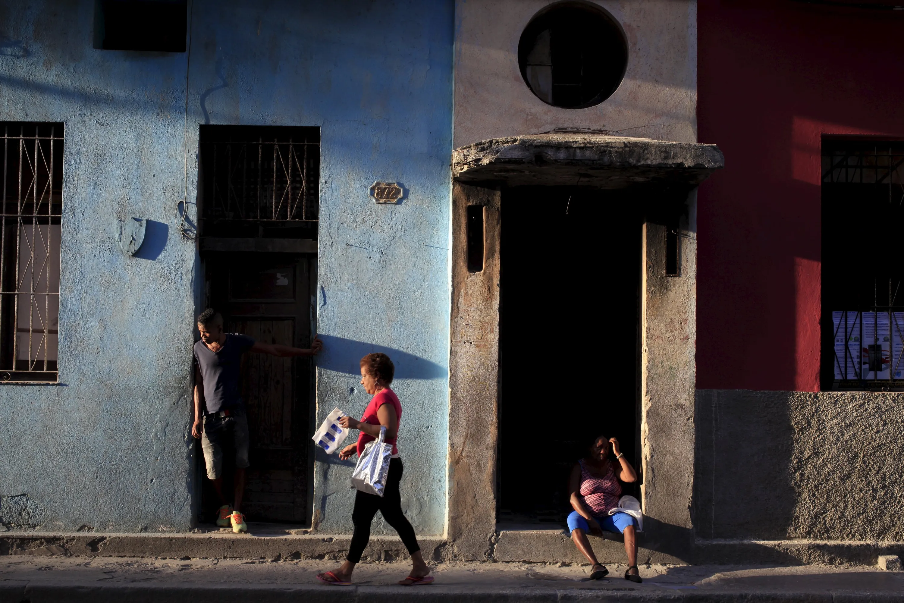 Кубинская 32. Куба Повседневная жизнь. Жизнь на Кубе. Куба жизнь простых людей. Реальная жизнь на Кубе.