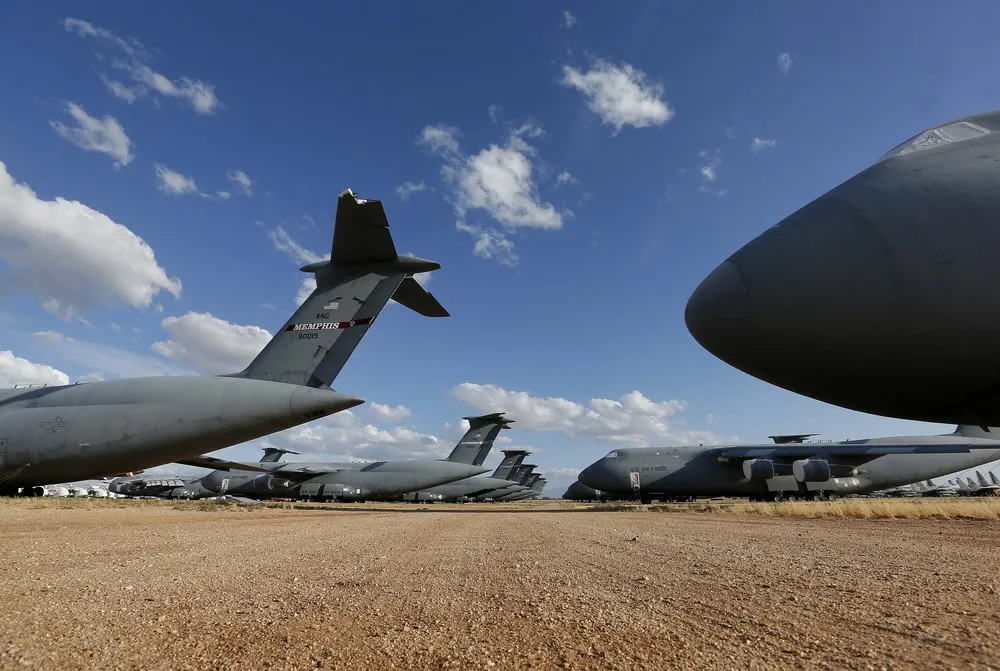 Arizona Desert “Boneyard” – World's Largest Storage Site for Old Military Planes