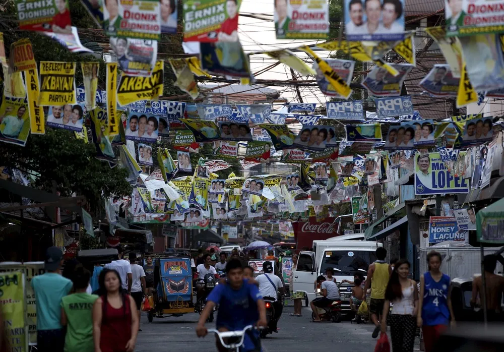 The Day in Photos – April 27, 2016