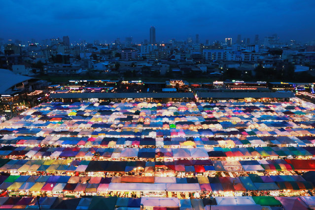 General view of the Train Night Market Ratchada in Bangkok, Thailand August 23, 2018. (Photo by Soe Zeya Tun/Reuters)
