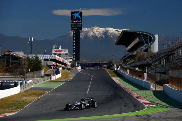 Nico Rosberg of Germany and Mercedes GP drives during day one of F1 winter testing at Circuit de Catalunya on March 1, 2016 in Montmelo, Spain. (Photo by Mark Thompson/Getty Images)