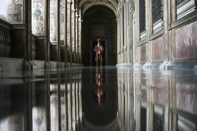 A Swiss guard stands guard at the Vatican April 7, 2016. (Photo by Alessandro Di Meo/Reuters)