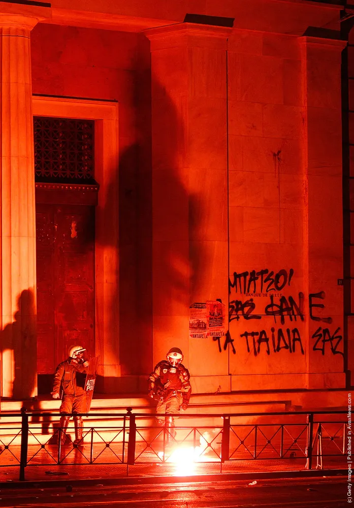 Violence Erupts As Greece Decides On Euro Future