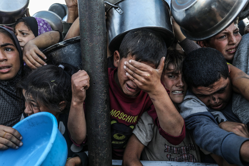 Pictures of the Year 2024, Part 215/2406