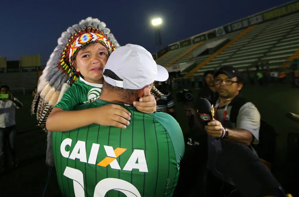 Plane Carrying Brazil's Chapecoense Soccer Team Crashes in Colombia