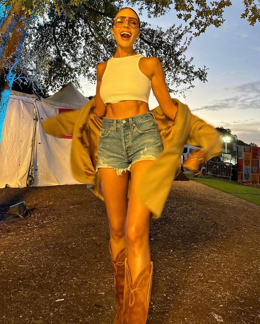 American model Olivia Culpo in the first decade of October 2023 flaunts her toned tummy during “24 hours in Austin”. (Photo by Oliviaculpo/Instagram)