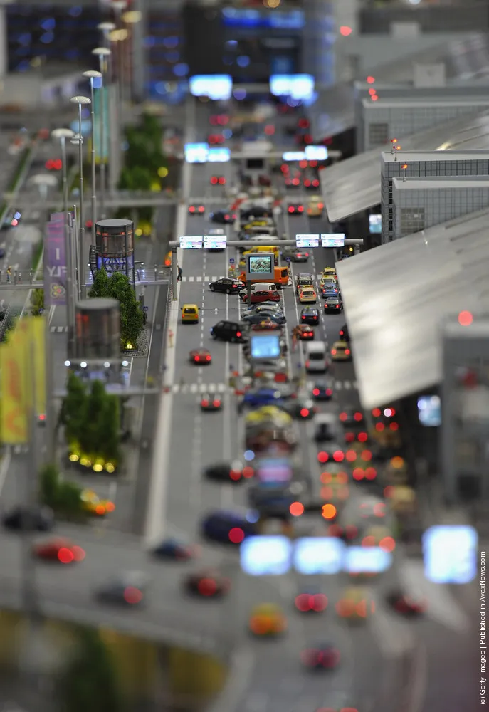 World's Largest Miniature Model Airport Opens To Public