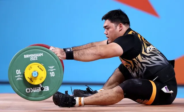 Muhammad Hafiz Shamsuddin of Team Malaysia fails to perform a snatch during the Men's Weightlifting 109kg Final on day six of the Birmingham 2022 Commonwealth Games at NEC Arena on August 03, 2022 in Birmingham, England. (Photo by Ryan Pierse/Getty Images)