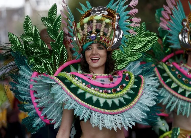 A performer dances at the Notting Hill Carnival in west London, August 31, 2015. (Photo by Eddie Keogh/Reuters)
