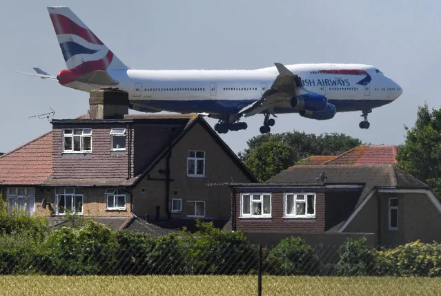 A British Airways Boeing 747 comes in to land at Heathrow aiport in London, Britain, June 25, 2018. (Photo by Toby Melville/Reuters)