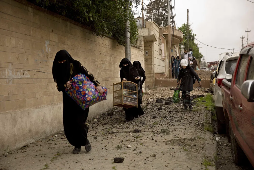 The Day in Photos – April 12, 2017