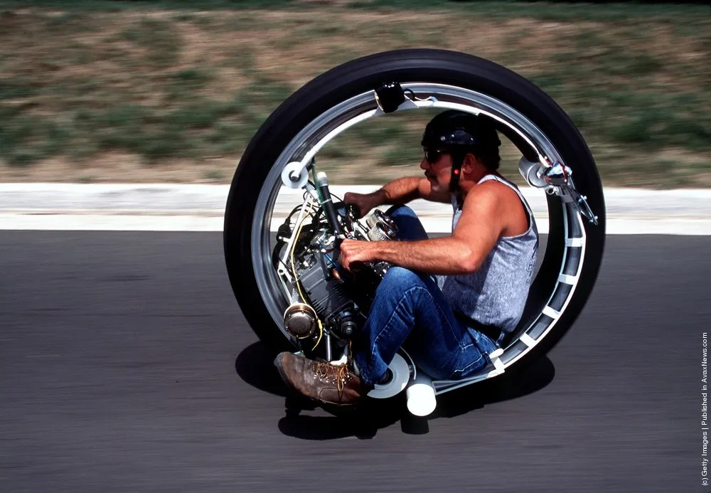 Kerry McLean And His Monocycle