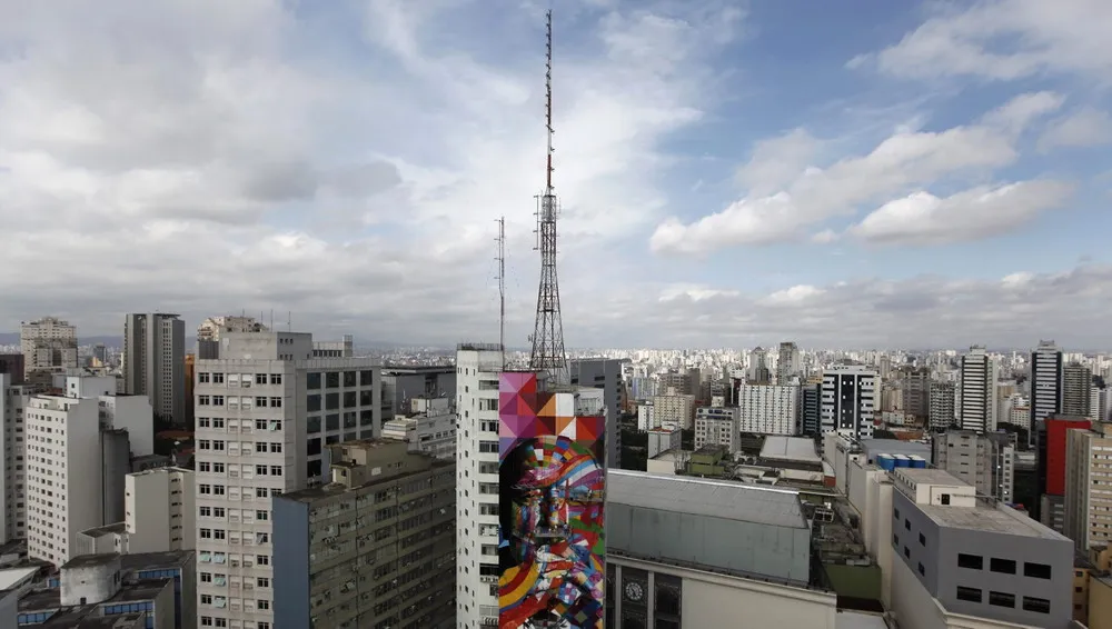 Captivating Mural Painting in Sao Paulo