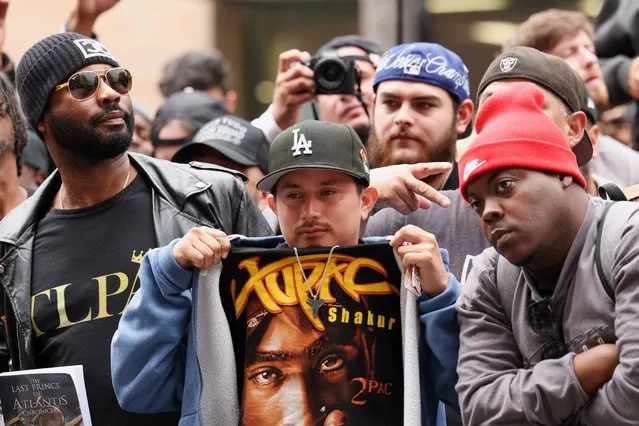 People gather to attend the posthumous unveiling of rapper Tupac Shakur's star on the Hollywood Walk of Fame in Los Angeles, California, U.S June 7, 2023. (Photo by Mario Anzuoni/Reuters)