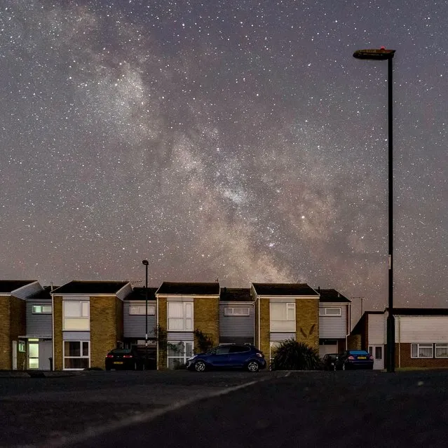 This stunning runner-up photo captured the glorious night sky above a quiet suburban street. (Photo by Andrew Whyte/2018 Astronomy Photographer of the Year)