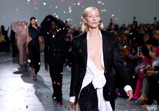 A model presents a creation by designer Daniel Roseberry as part of his Haute Couture Spring/Summer 2020 collection show for fashion house Schiaparelli in Paris, France, January 20, 2020. (Photo by Francois Lenoir/Reuters)