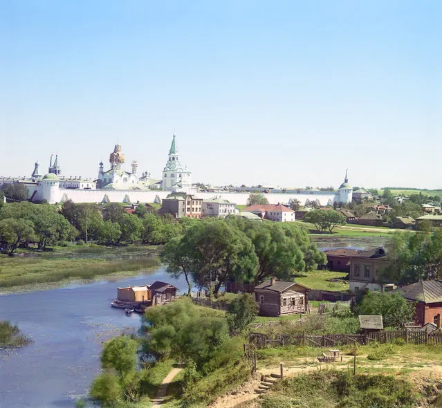 Photos by Sergey Prokudin-Gorsky. City of Aleksandrov. General view of Trinity Monastery. Russia, Vladimir Province, Alexander County, Alexandrov, 1911