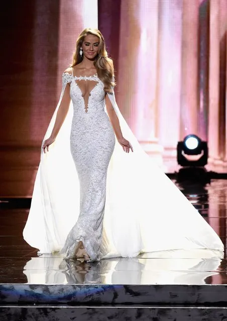 Miss USA 2015, Olivia Jordan, competes in the evening gown competition during the 2015 Miss Universe Pageant at The Axis at Planet Hollywood Resort & Casino on December 20, 2015 in Las Vegas, Nevada. (Photo by Ethan Miller/Getty Images)