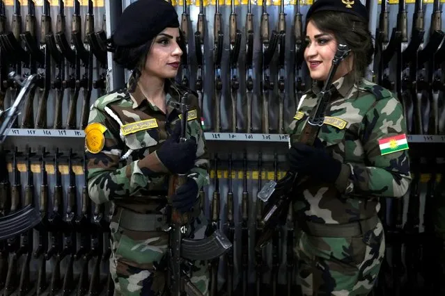 Female Peshmerga officers celebrate after their graduation ceremony, at Zakho military academy in Zakho town, Dohuk, Kurdistan Region in Iraq, 30 January 2018. (Photo by Gailan Haji/EPA/EFE)