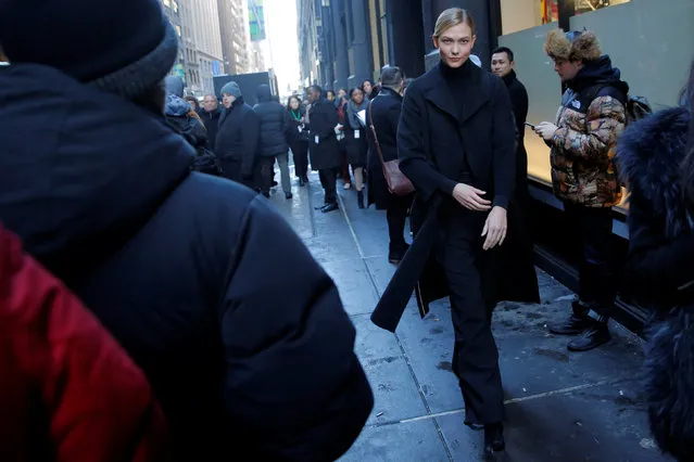 Model Karlie Kloss arrives for the Calvin Klein Autumn/Winter 2017 collection presentation during New York Fashion Week in the Manhattan borough of New York, U.S. February 10, 2017. (Photo by Andrew Kelly/Reuters)