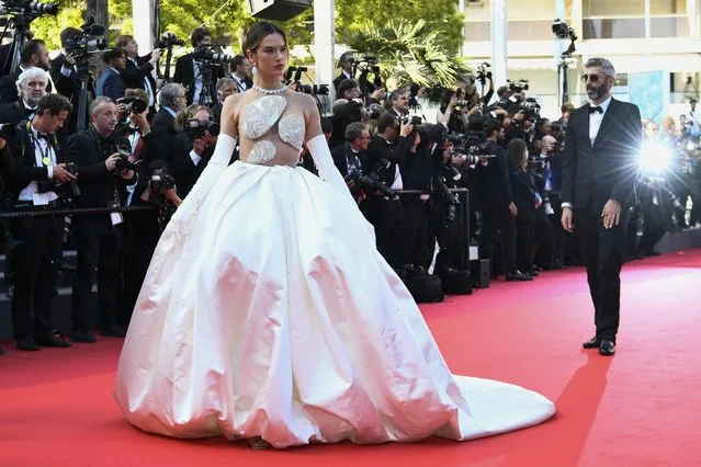 Brazilian model Alessandra Ambrosio arrives for the screening of the film “Armageddon Time” during the 75th edition of the Cannes Film Festival in Cannes, southern France, on May 19, 2022. (Photo by Piroschka Van De Wouw/Reuters)