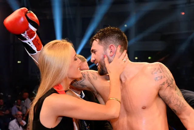 Boxing, WBA light heavyweight, Nathan Cleverly vs Juergen Braehmer, Neubrandenburg, Germany, October 1, 2016. Nathan Cleverly of Britain reacts with partner Rebecca Cole after bout with Germany's Juergen Braehmer. (Photo by Reuters/Stringer)