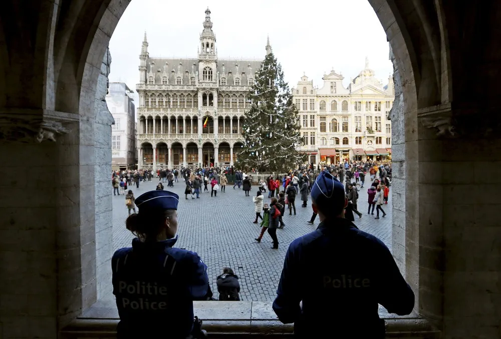 The Day in Photos – December 30, 2015