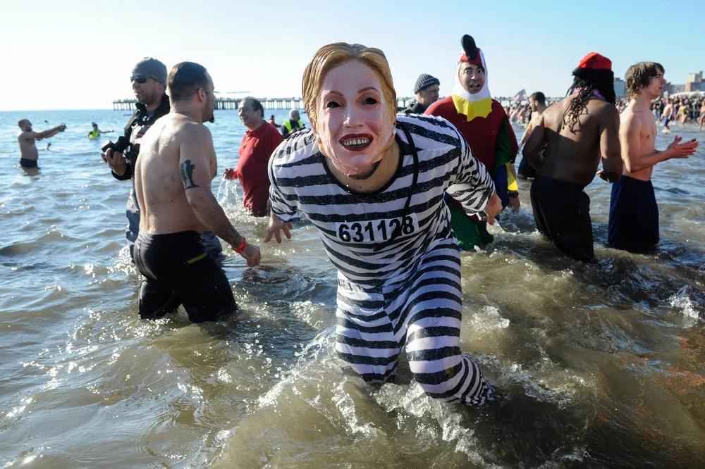 Swimmers Start New Year with Icy Plunges