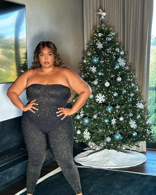 American rapper Lizzo in the last decade of November 2023 gets ready for the holidays. (Photo by Lizzobeaeating/Instagram)