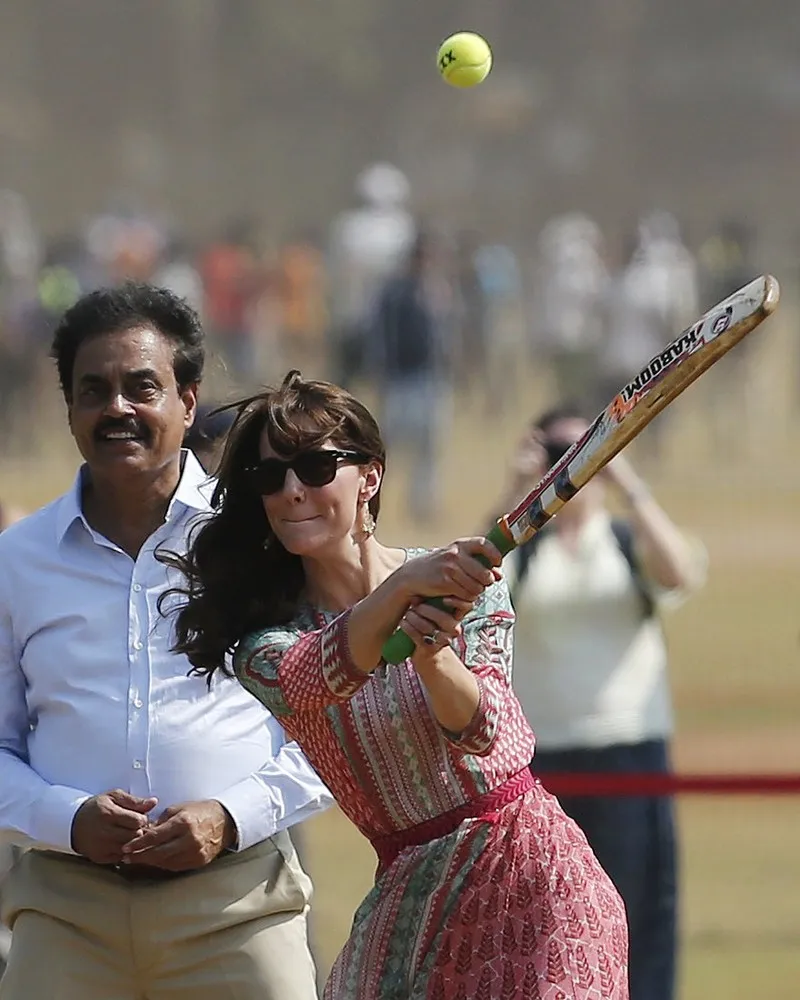 The Day in Photos – April 11, 2016