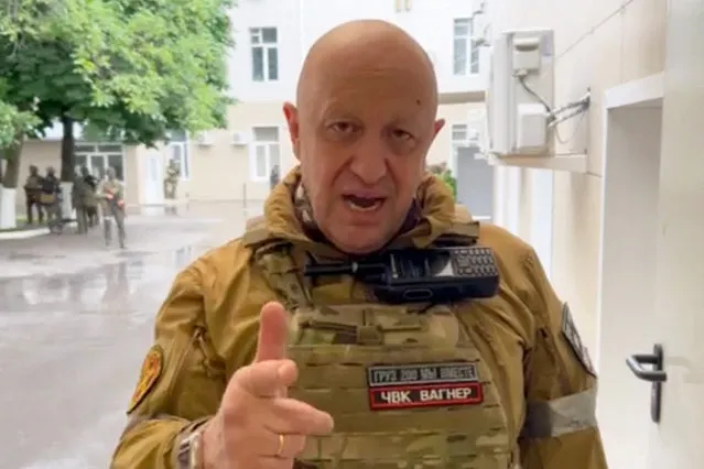 This video grab taken from handout footage posted on June 24, 2023 on the Telegram account of the press service of Concord – a company linked to the chief of Russian mercenary group Wagner, Yevgeny Prigozhin – shows Yevgeny Prigozhin speaking inside the headquarters of the Russian southern military district in the city of Rostov-on-Don. The head of Wagner mercenary group Yevgeny Prigozhin announced on June 24, 2023 that he was inside the army headquarters in Rostov-on-Don in southern Russia, and that his fighters controlled the city's military sites. (Photo by Handout/TELEGRAM concordgroup_official/AFP Photo)