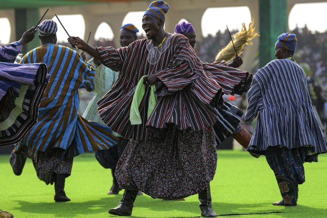 Traditional dancers perform during the inauguration ceremony of Ghana's President John Dramani Mahama at Independence Square in Accra, Ghana, Tuesday, January 7, 2025. (Photo by Misper Apawu/AP Photo)