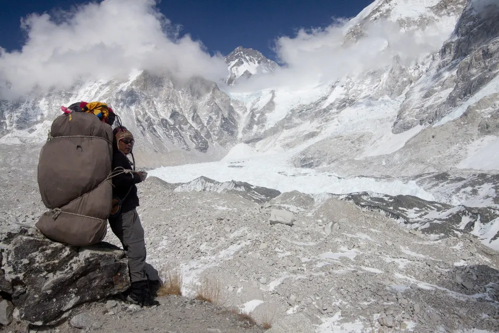 Everest Climbers Forced to Quit Last Year to Get New Permits