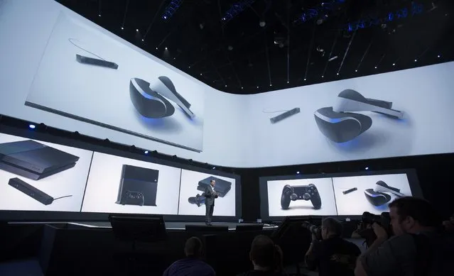 Andrew House, President and Group Chief Executive Officer of Sony Computer Entertainment, presents "Project Morpheus" - A Virtual Reality System, during a media briefing before the opening day of the Electronic Entertainment Expo, or E3, at the Memorial Sports Arena in Los Angeles, June 9, 2014.  REUTERS/Mario Anzuoni