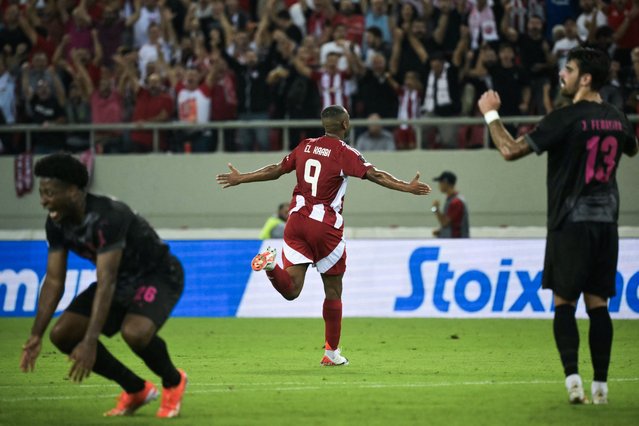 Olympiakos' Moroccan forward #09 Ayoub Kaabi (C) celebrates after scoring his team's third goal during the UEFA Europa League 1st round day 2 football match between Olympiakos and Sporting Braga at Georgios Karaiskakis Stadium in Piraeus on October 3, 2024. (Photo by Angelos Tzortzinis/AFP Photo)