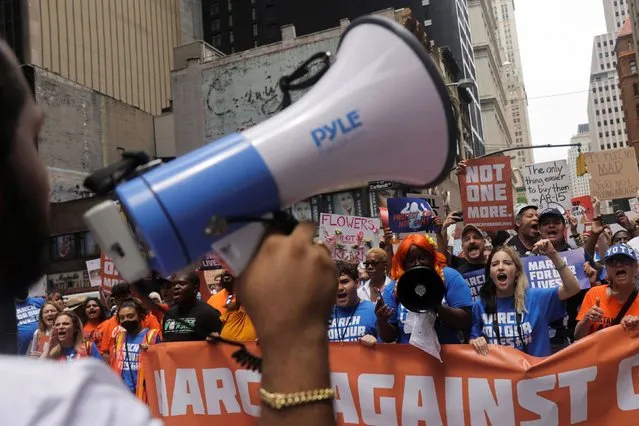 People attend “March for Our Lives” rally, one of a series of nationwide protests against gun violence, in Manhattan, New York City, U.S., June 11, 2022. (Photo by Jeenah Moon/Reuters)