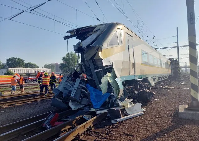 This image made available by the Czech Rail Safety Inspection Office shows the bullet train after a collision, in Bohumin, Czech Republic, Monday June 27, 2022. A bullet train has collided with an engine in a train station in north-eastern Czech Republic, killing one and injuring five people. The Czech Railways say the accident took place early in the morning on Monday in the town of Bohumin, shortly after the departure of the Pendolino train for Prague. (Photo by Czech Rail Safety Inspection Office via AP Photo)